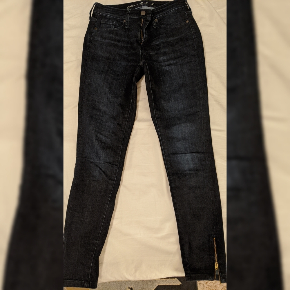 Universal Thread Dark Denim Jeans High Rise
